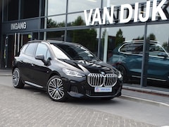 BMW 2-Serie - 225e xDrive Active Tour. M Sport. Pano.Dak Head-Up Harman-Kardon Drive Ass. Innovation-pac