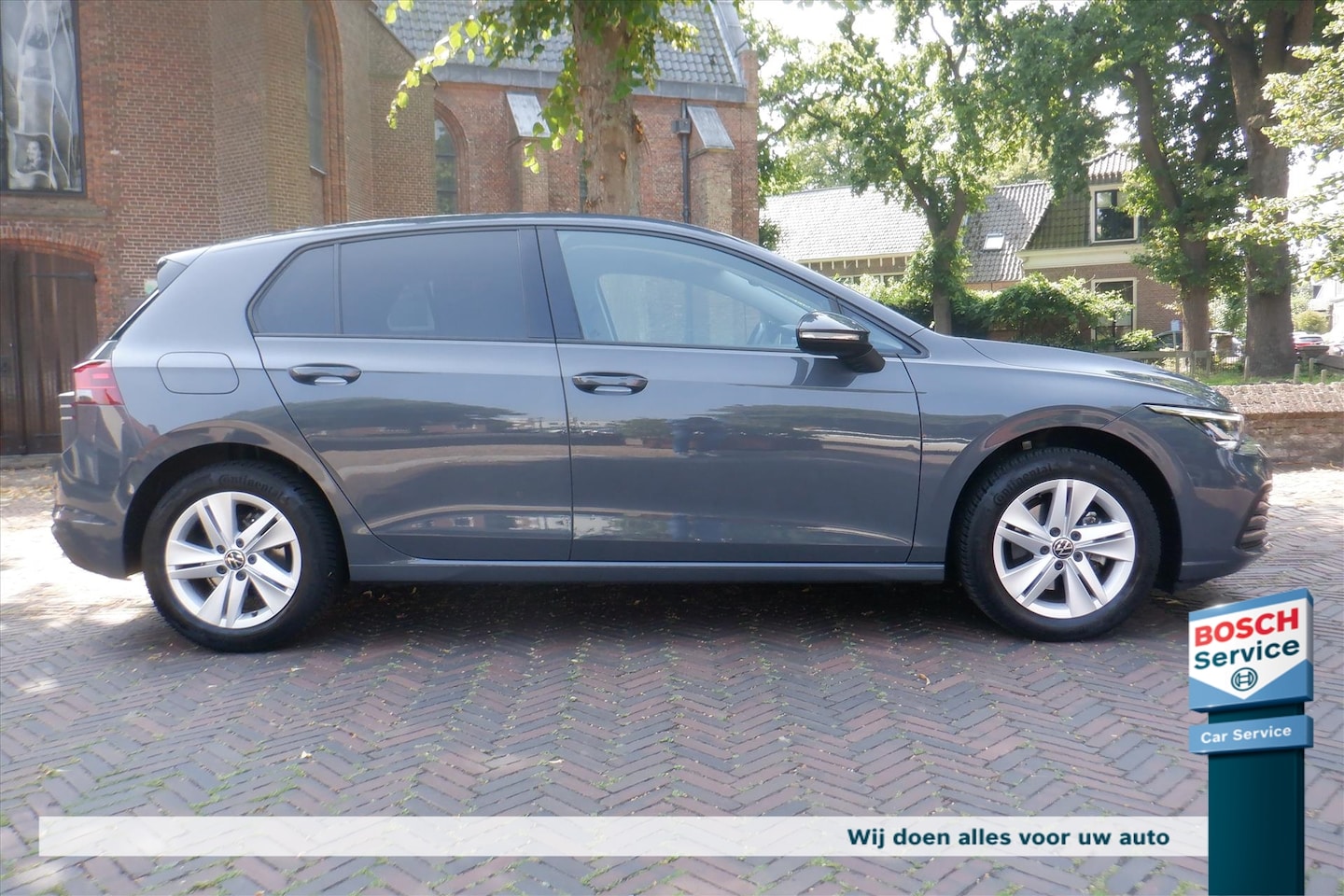 Volkswagen Golf - 1.0 eTSI 110pk 7-DSG Life Business - AutoWereld.nl