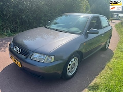 Audi A3 - 1.6 Attraction|NW APK|
