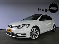 Volkswagen Golf - 1.0 TSI Trendline Virtual Cockpit Navigatie Climate control Apple CarPlay Panoramdak Cruis