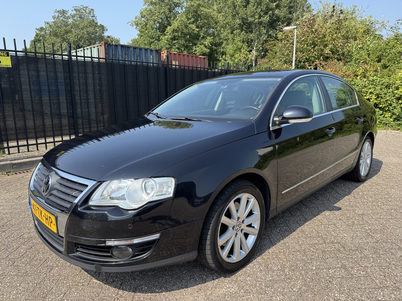 Volkswagen Passat - 2.0 FSI DSG Comfortline Business - AutoWereld.nl