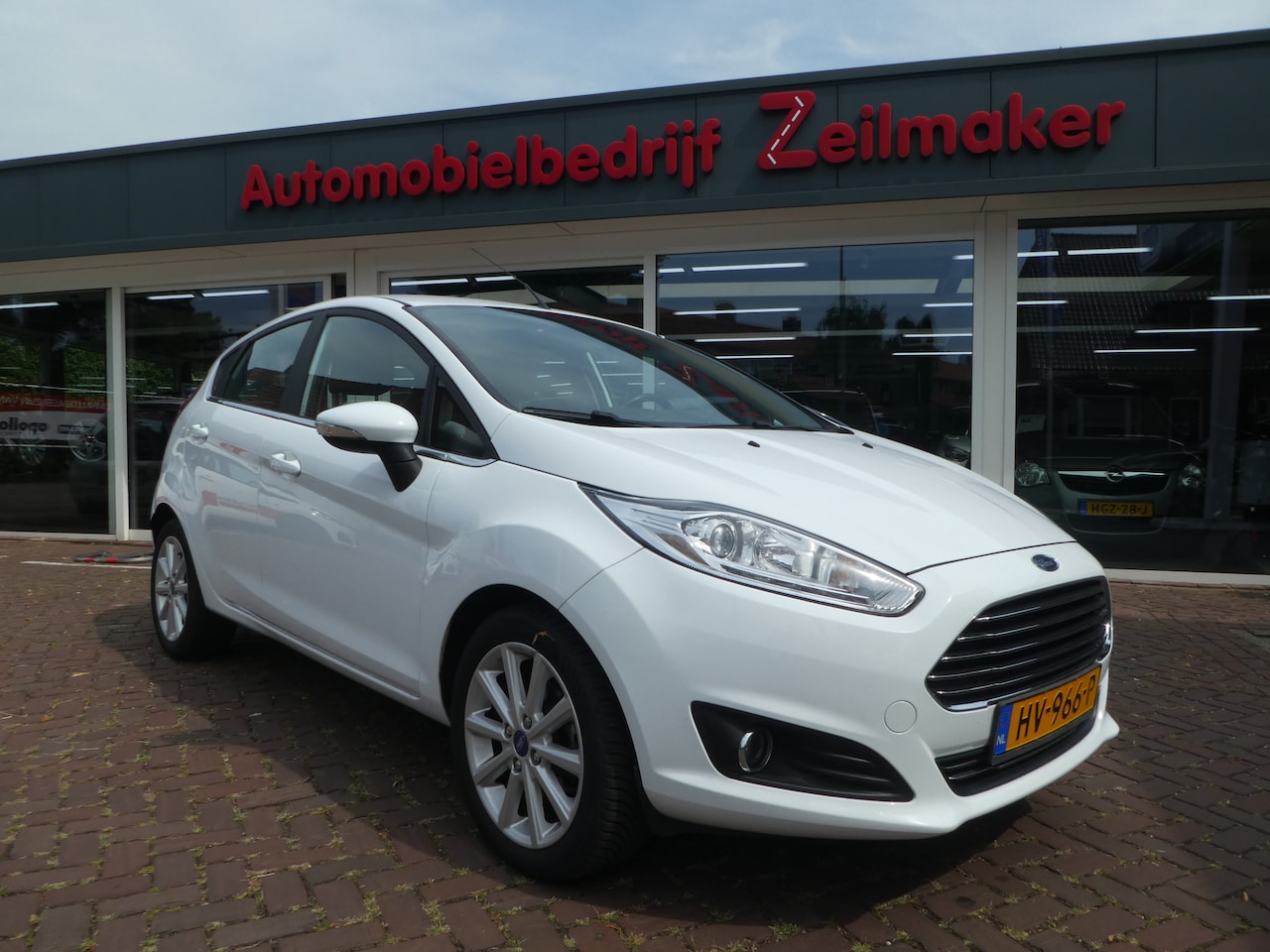 Ford Fiesta - 1.0 EcoBoost Titanium Clima, Lm velgen - AutoWereld.nl