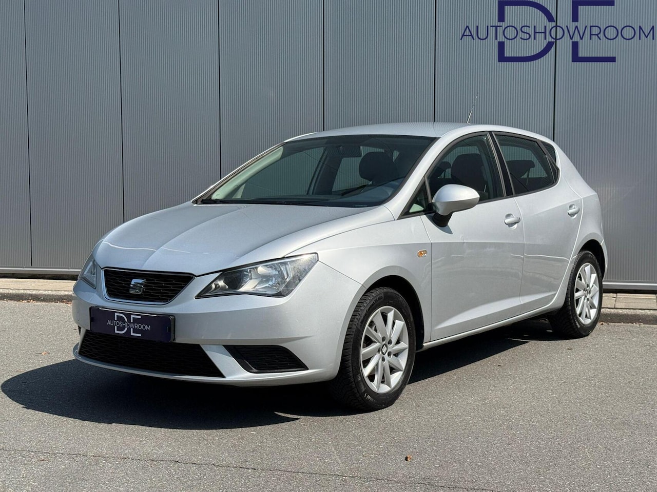 SEAT Ibiza - 1.2 Style | 5 Deurs | Airco | Historie | NW APK! - AutoWereld.nl