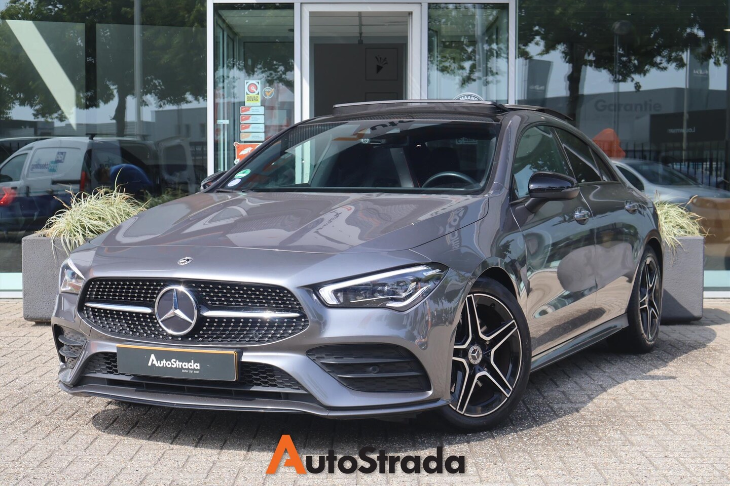 Mercedes-Benz CLA-Klasse - Coupé 200 AMG-Line 163pk 7G-DCT | Sfeer | Memory | Pano | Leder | Keyless | Multibeam | Ca - AutoWereld.nl