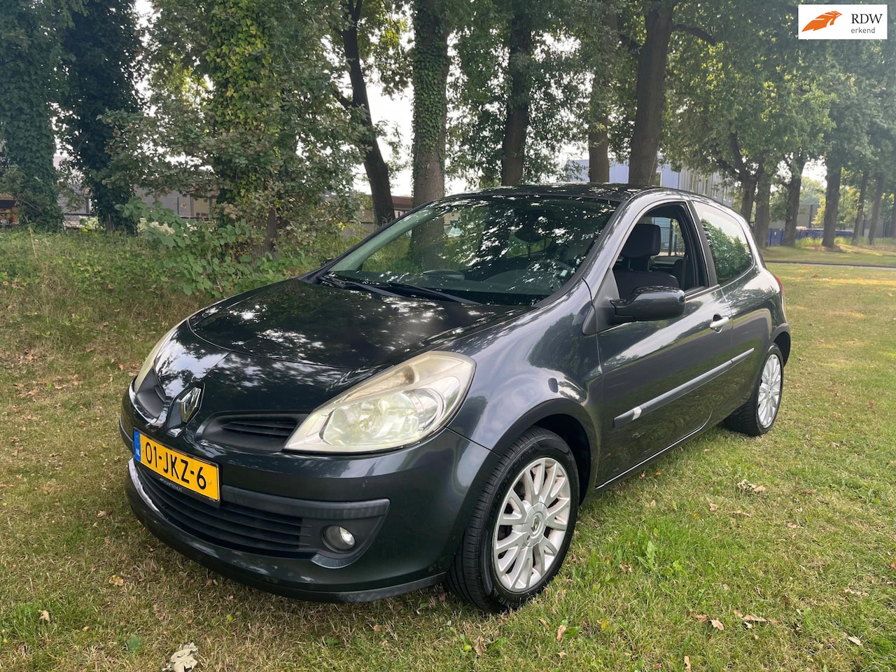 Renault Clio - 1.2-16V Collection 1.2-16V Collection 3drs - AutoWereld.nl