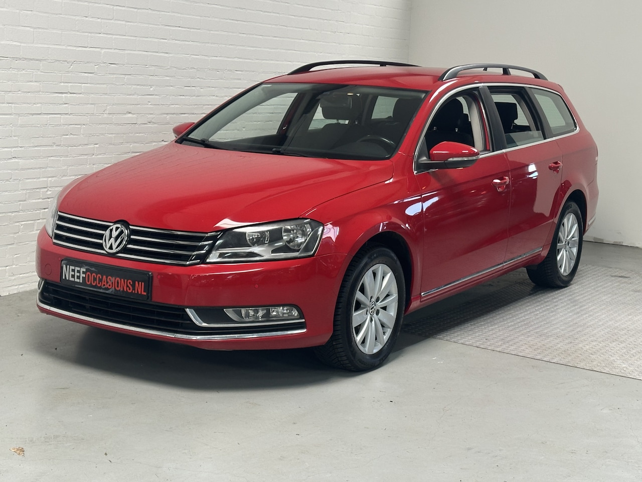 Volkswagen Passat Variant - 1.4 TSI Highline Executive Edition EcoFuel CLIMA / LMV /  CRUISE / ELK.PAKKET - AutoWereld.nl