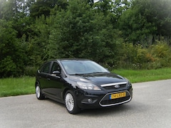 Ford Focus - 1.8 Limited . Airco . Navigatie . cruiscontrol . PDC . enz