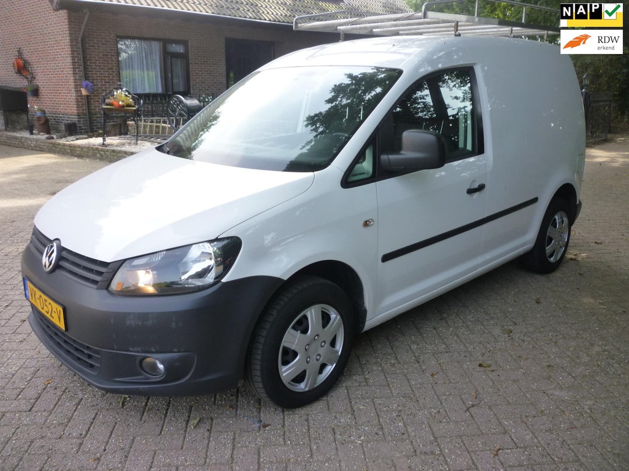Volkswagen Caddy - 1.6 TDI Economy Baseline 1.6 TDI Economy Baseline - AutoWereld.nl