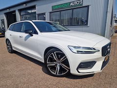 Volvo V60 - 2.0 B3 Momentum Advantage NL Auto | Cam | Blis | Adaptive Cr Pilot Assist