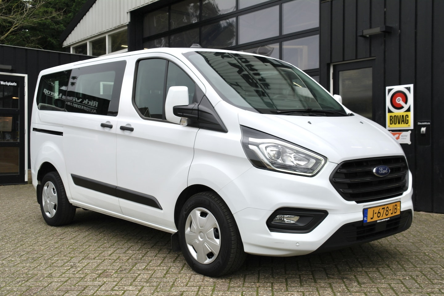 Ford Transit Custom - 320 1.0 EcoBoost L1H1 PHEV Trend | INCL. BTW | Cruise | 9-Persoons - AutoWereld.nl