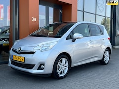 Toyota Verso S - 1.3 VVT-i|Aut.|Airco|Cam|Pano|Cruise|Trekhaak