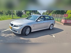BMW 3-serie Touring - 320i AUTOMAAT leer interieur