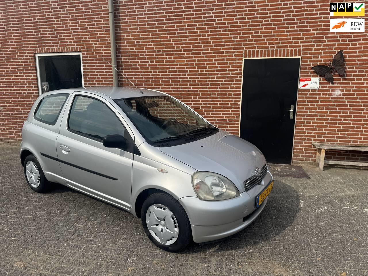 Toyota Yaris - 1.0-16V VVT-i Luna NW APK - AutoWereld.nl