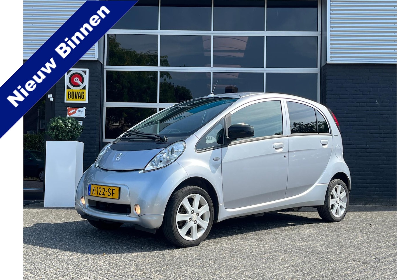Peugeot iOn - Active Active, Automaat, Airco, Radio, Pdc, Lm - AutoWereld.nl
