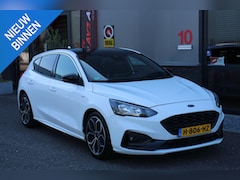 Ford Focus - 1.0 St-line Autom 125PK CLIMA, PDC, 18 INCH, WINTERPAKKET