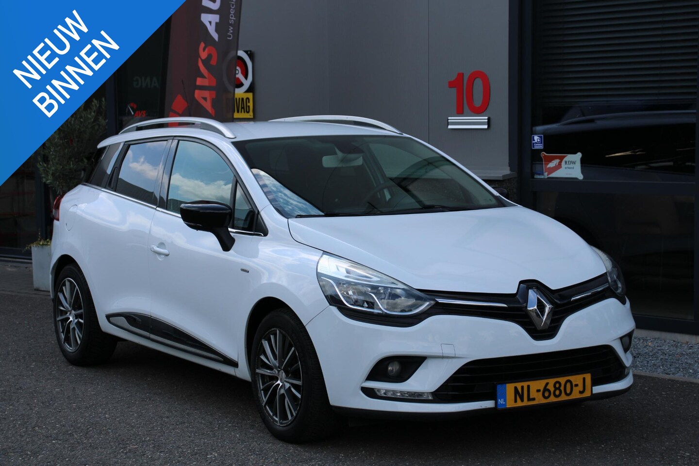 Renault Clio Estate - 0.9 TCe Limited 77DKM, AIRCO - AutoWereld.nl