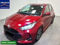 Toyota Yaris - 1.5 VVT-i DYNAMIC LED / CRUISE / CARPLAY / RIJKLAAR