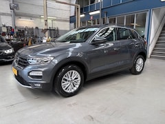 Volkswagen T-Roc - 1.0 TSI 110pk Style | Apple carplay / Android auto | Airco | Pdc V+A | Cruise control | Dr