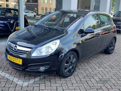 Opel Corsa - 1.4-16V COSMO met APK tot 05-2026