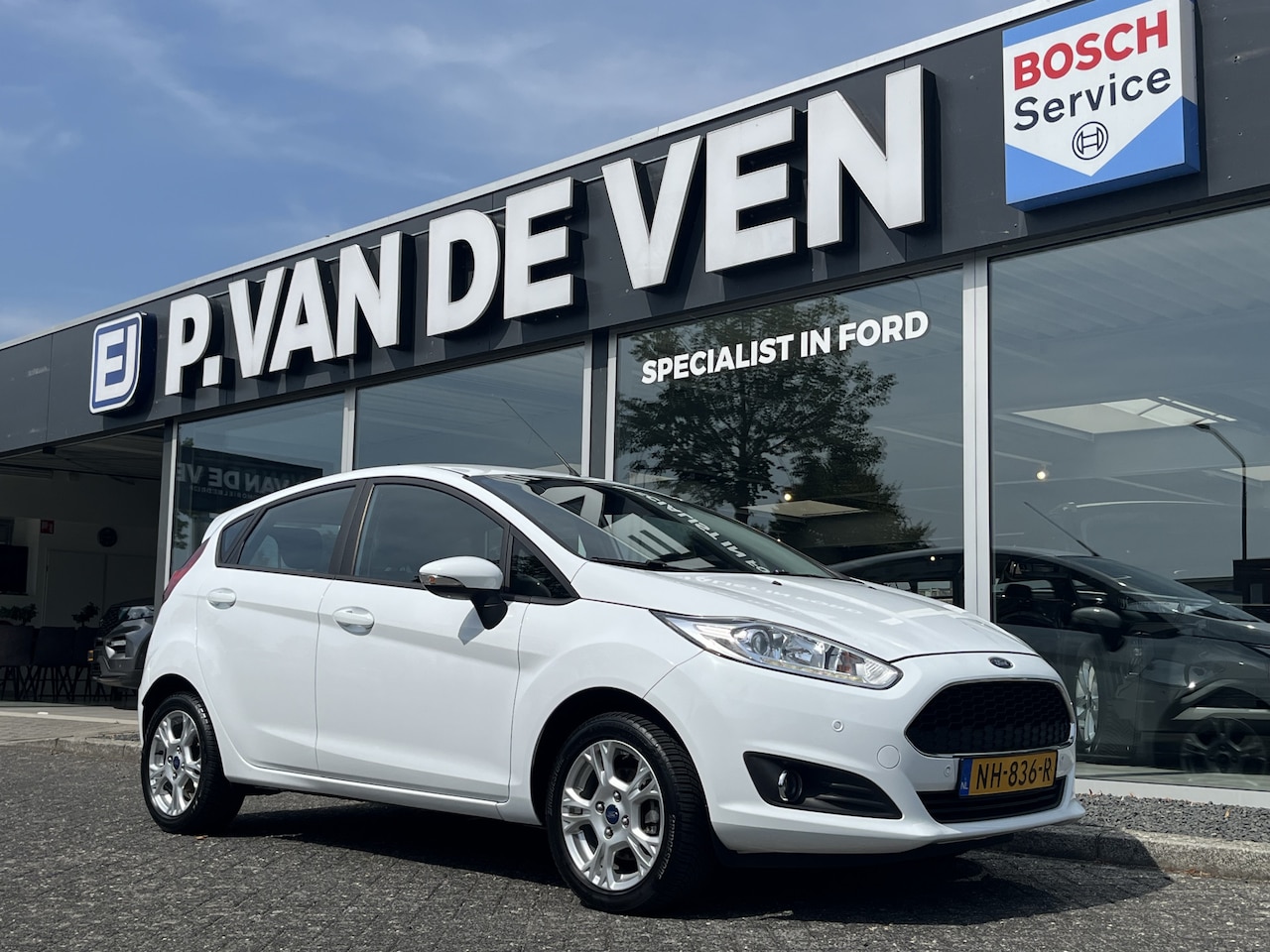 Ford Fiesta - 1.0 Style Ultimate 5drs 80pk/60kW - AutoWereld.nl