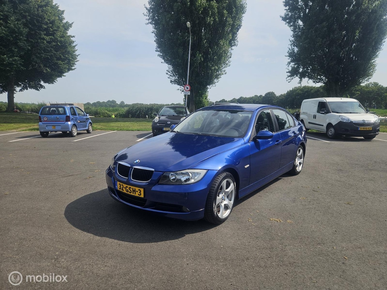 BMW 3-serie - 318i Business el ramen airco leder intr.nwe apk! - AutoWereld.nl