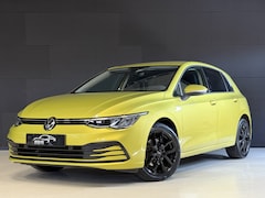 Volkswagen Golf - 1.0 eTSI Life Business | Camera | Stoel/Stuurverw. | Apple Carplay | LED | Navi