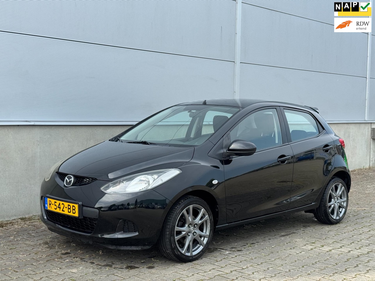 Mazda 2 - 1.3hp S-VT Touring CLIMA|ELKT.PAK|LM|ISOFIX|APK| - AutoWereld.nl