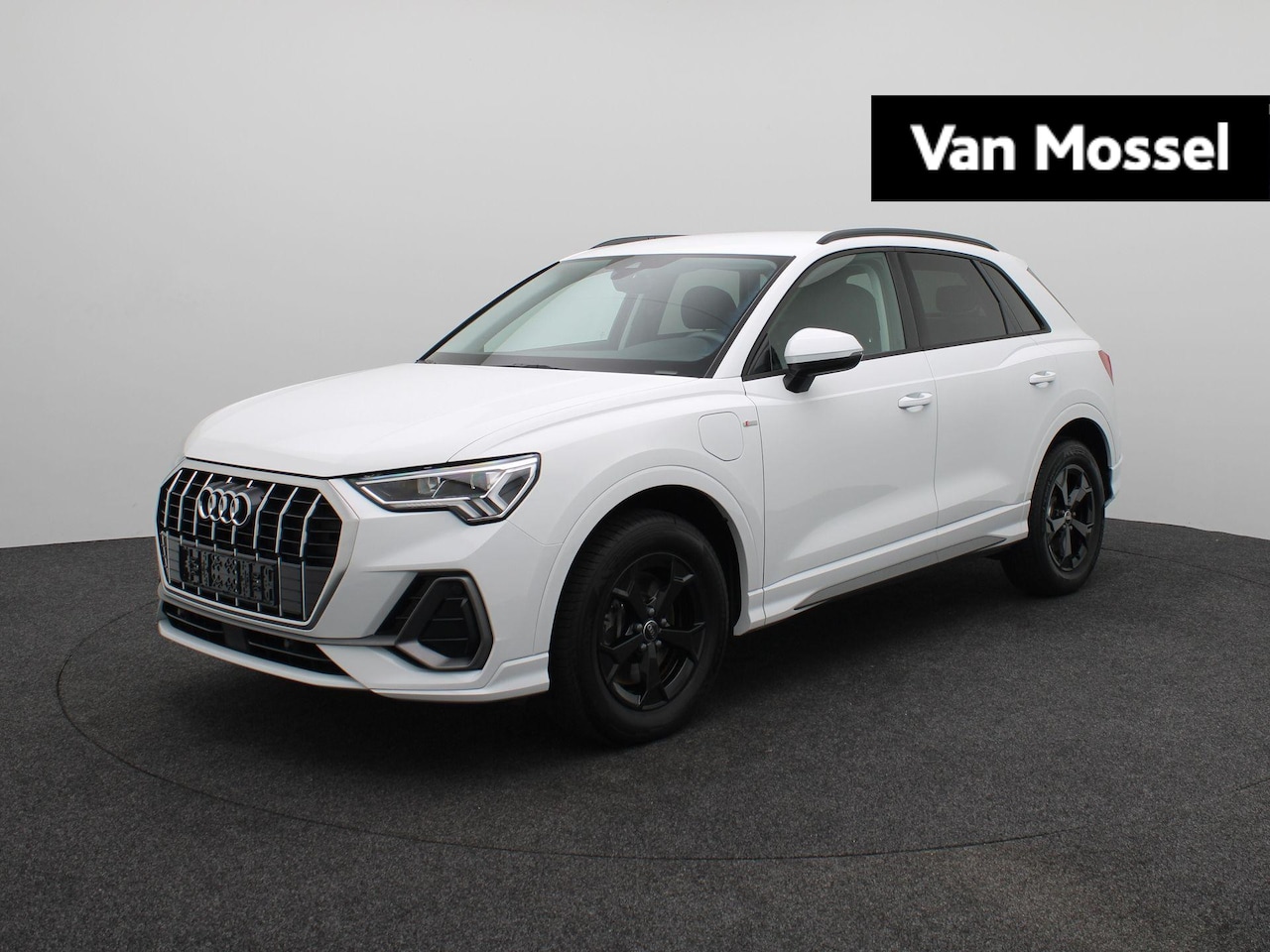 Audi Q3 - 45 TFSI e S Edition 45 TFSI e S edition 245 PK - AutoWereld.nl