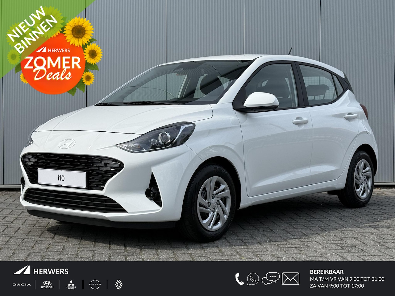 Hyundai i10 - 1.0 Premium / Climate Control / Cruise Control / 8 Inch Navigatie / Parkeersensoren Achter - AutoWereld.nl
