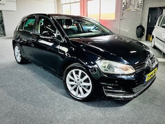 Volkswagen Golf - Lounge - Automaat - Airco - Navi - Cruise - keyless entry - keyless start