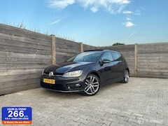 Volkswagen Golf - 1.4 TSI Business Edition R Connected