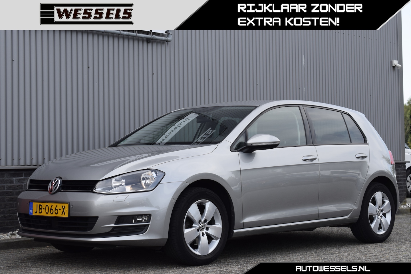 Volkswagen Golf - 1.2 TSI Highline Automaat, Trekhaak, Adaptive cruise, Stoelverwarming, Climatronic, PDC - AutoWereld.nl