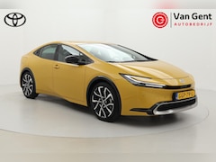 Toyota Prius - 2.0 Plug-in Executive | Navigatie | 19 inch | Dodehoek detectie | Digitale binnenspiegel |
