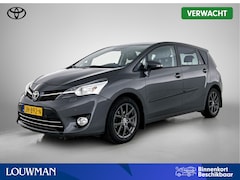 Toyota Verso - 1.8 VVT-i Executive | Trekhaak | Reservering Willem