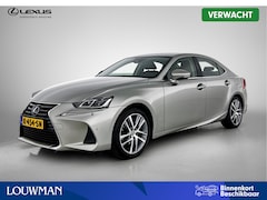 Lexus IS - 300h Hybrid Business Line Pro | Parkeersensoren | Half lederen bekleding | Navigatie |