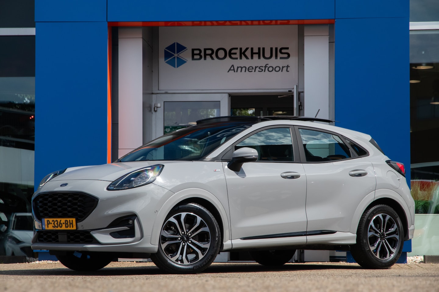 Ford Puma - 1.0 EcoBoost Hybrid ST-Line X | Elektrisch panorama-dak | Cruise control adaptief | Achter - AutoWereld.nl