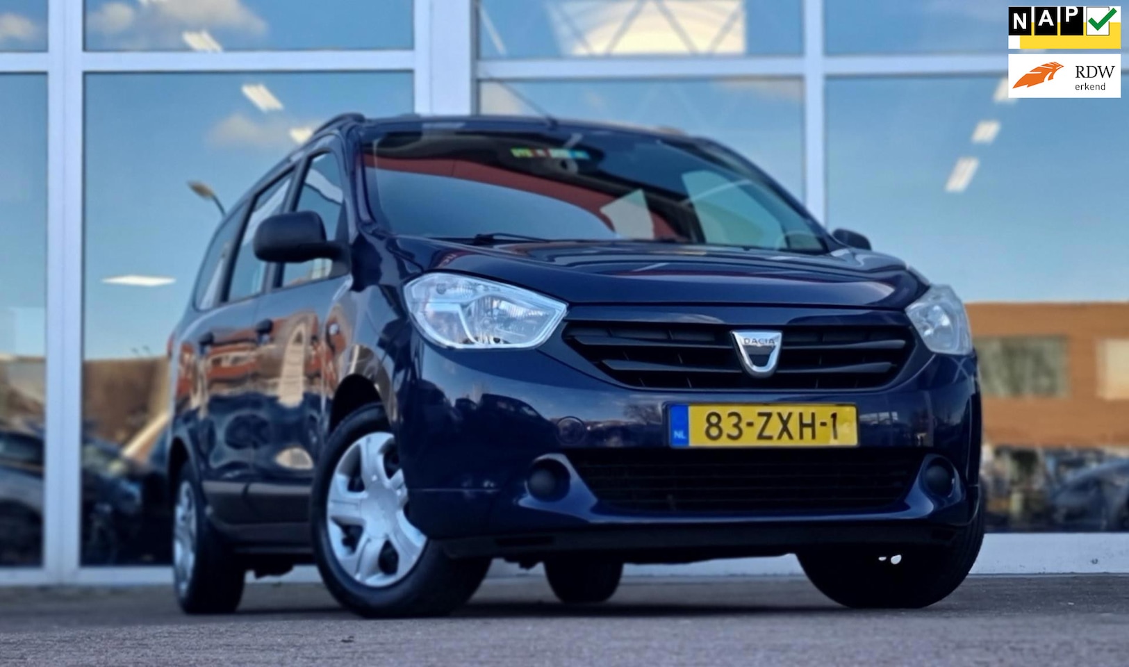 Dacia Lodgy - 1.2 TCe Ambiance Airco Parkeerhulp CruiseControl - AutoWereld.nl