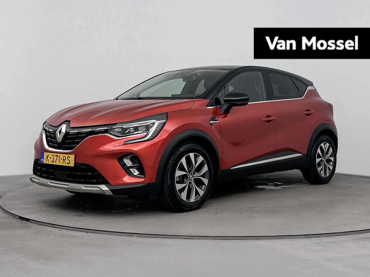 Renault Captur - 1.6 E-Tech Plug-in Hybrid 160pk Intens | Achteruitrijcamera + Parkeersensoren | Navigatie - AutoWereld.nl