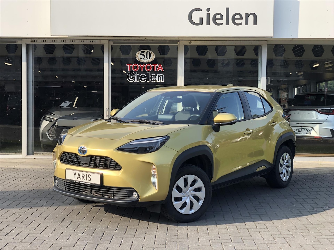 Toyota Yaris Cross - 1.5 Hybrid Active | Apple CarPlay/Android auto, LED, Parkeercamera, Adaptive cruise contro - AutoWereld.nl