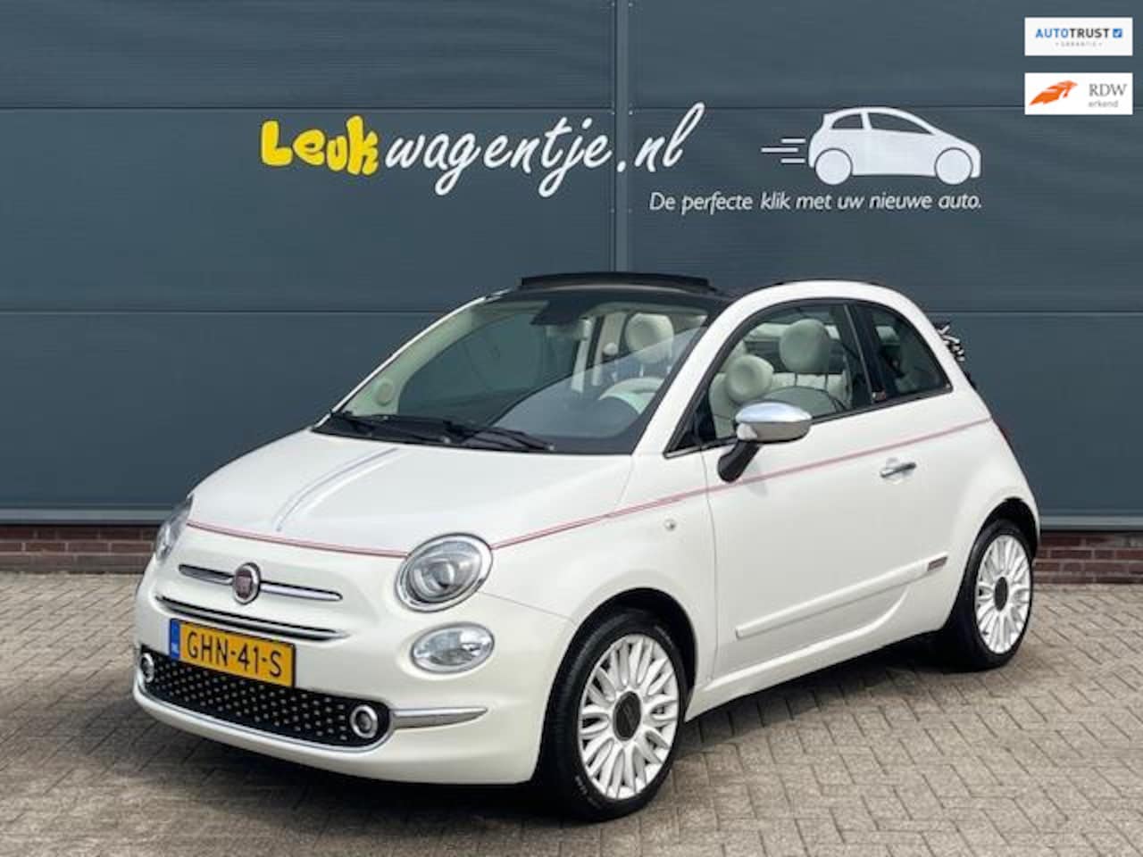 Fiat 500 C - 1.0 Hybrid Dolcevita Cabrio *carplay *leer *cruise - AutoWereld.nl