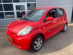 Daihatsu Sirion 2 - 1.0-12V Trend