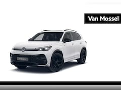 Volkswagen Tiguan - 1.5 eHybrid R-Line Edition 272 PK | Automaat | Plug-In | Panorama Dak | Stoelen Volledig L