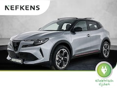 Alfa Romeo Junior - EV Elettrica Speciale 54 kWh 156 pk | Navigatie | Panoramadak | Achteruitrijcamera | Voors