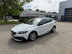 Volvo V40 Cross Country - 1.6 D2 Summum pano