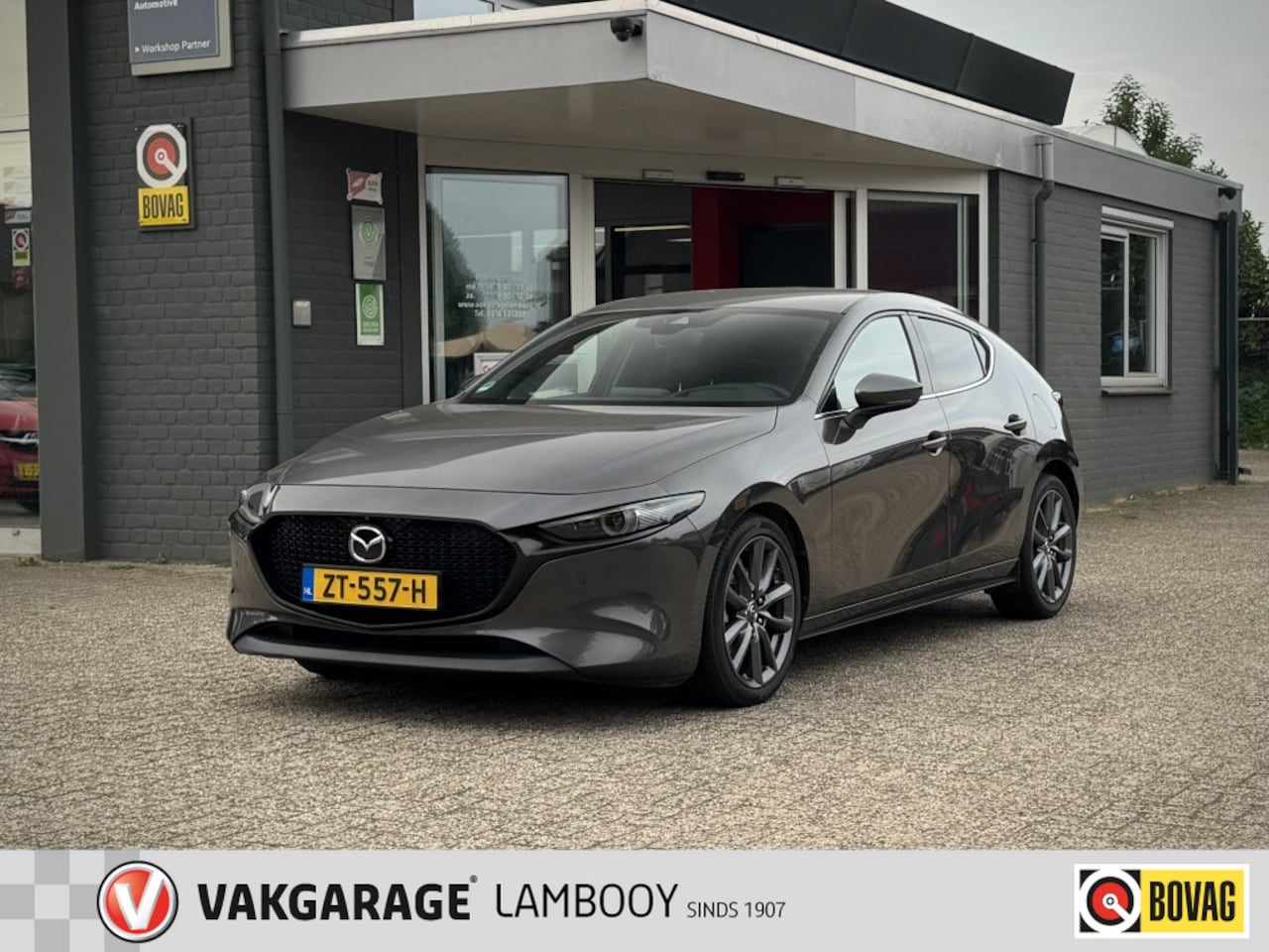 Mazda 3 - 2.0 SA-G Luxury Leder Head-up 360 camera Navi Stoel/stuurverwarm - AutoWereld.nl