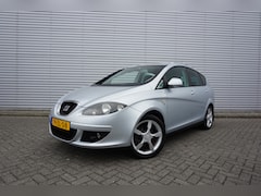 SEAT Altea XL - 1.8 TFSI Stylance Airco / Cruise / Parkeers. / Elektr. ramen / Lm velgen / NAP