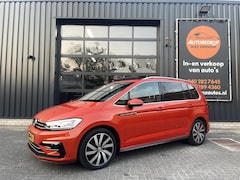 Volkswagen Touran - 1.8 TSI 2X R-Line 7-Persoons AUT. PANORAMADAK|CARPLAY|TREKHAAK|CAMERA|SFEERVERLICHTING|LED