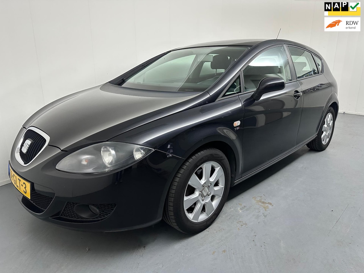 SEAT Leon - 1.4 TSI Stylance # Airco # Navi # Lmv # - AutoWereld.nl