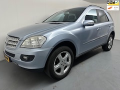 Mercedes-Benz M-klasse - 350 # Airco # Schuifdak # nieuwe distributieketting # Youngtimer # dealer onderhouden