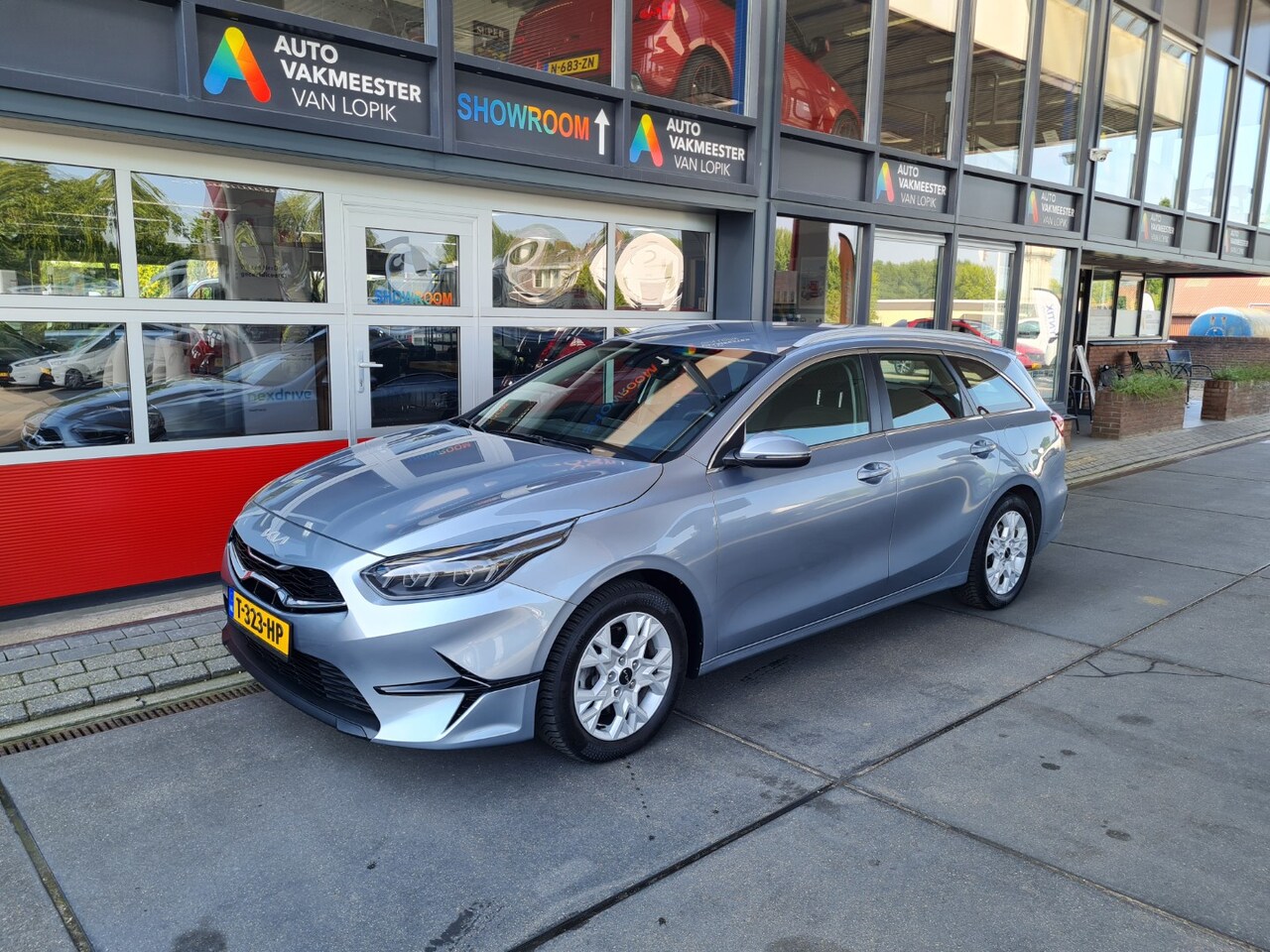 Kia Cee'd Sportswagon - Ceed Sw 1.5 T-GDi 160pk DynamicLine Camera Trekh. All-in prijs ! - AutoWereld.nl